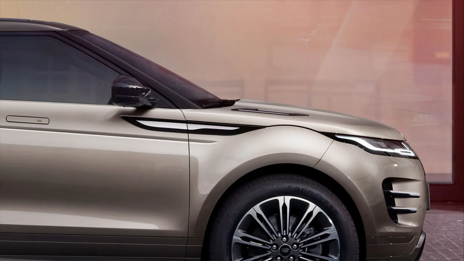 Дизайн Range Rover Evoque L 2026