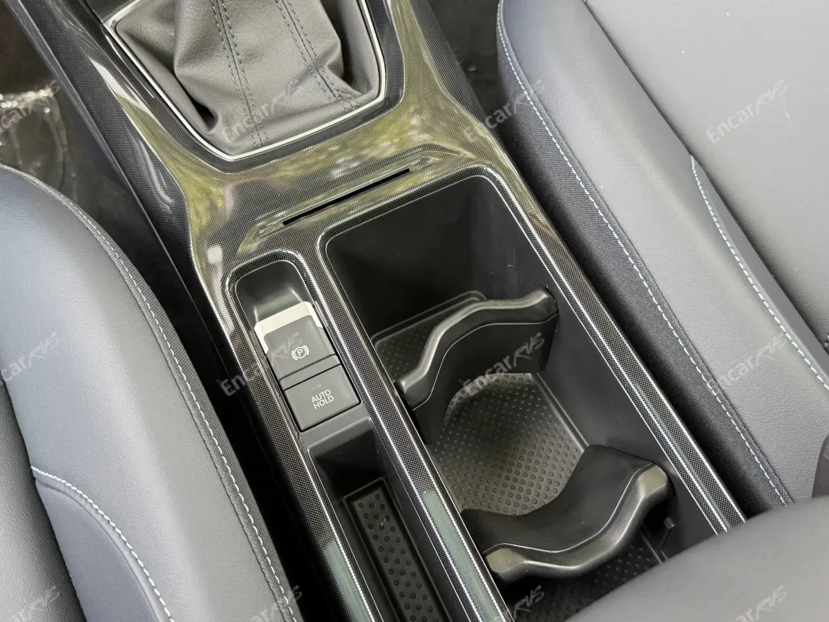 Центральная консоль Volkswagen Tharu XR 2026