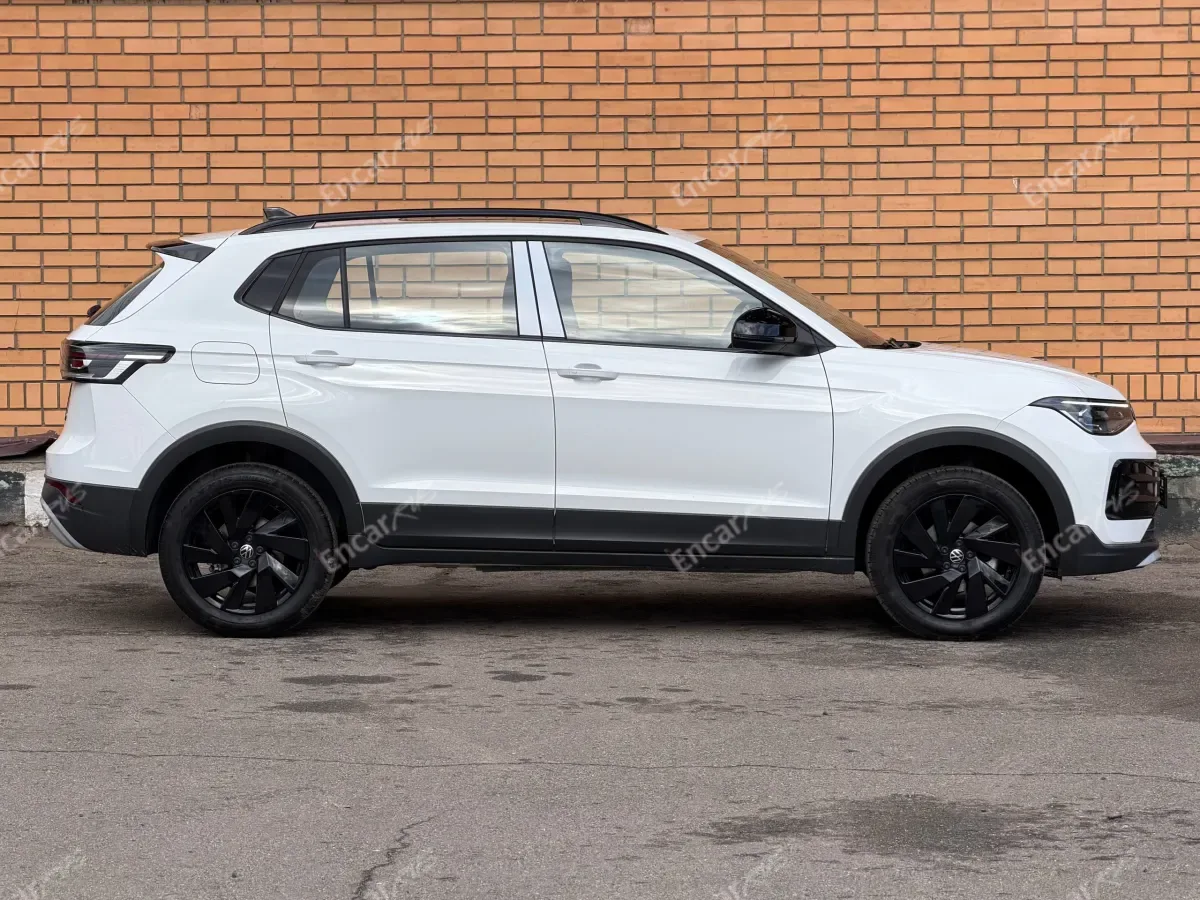 Volkswagen Tharu XR 2026 — вид сбоку
