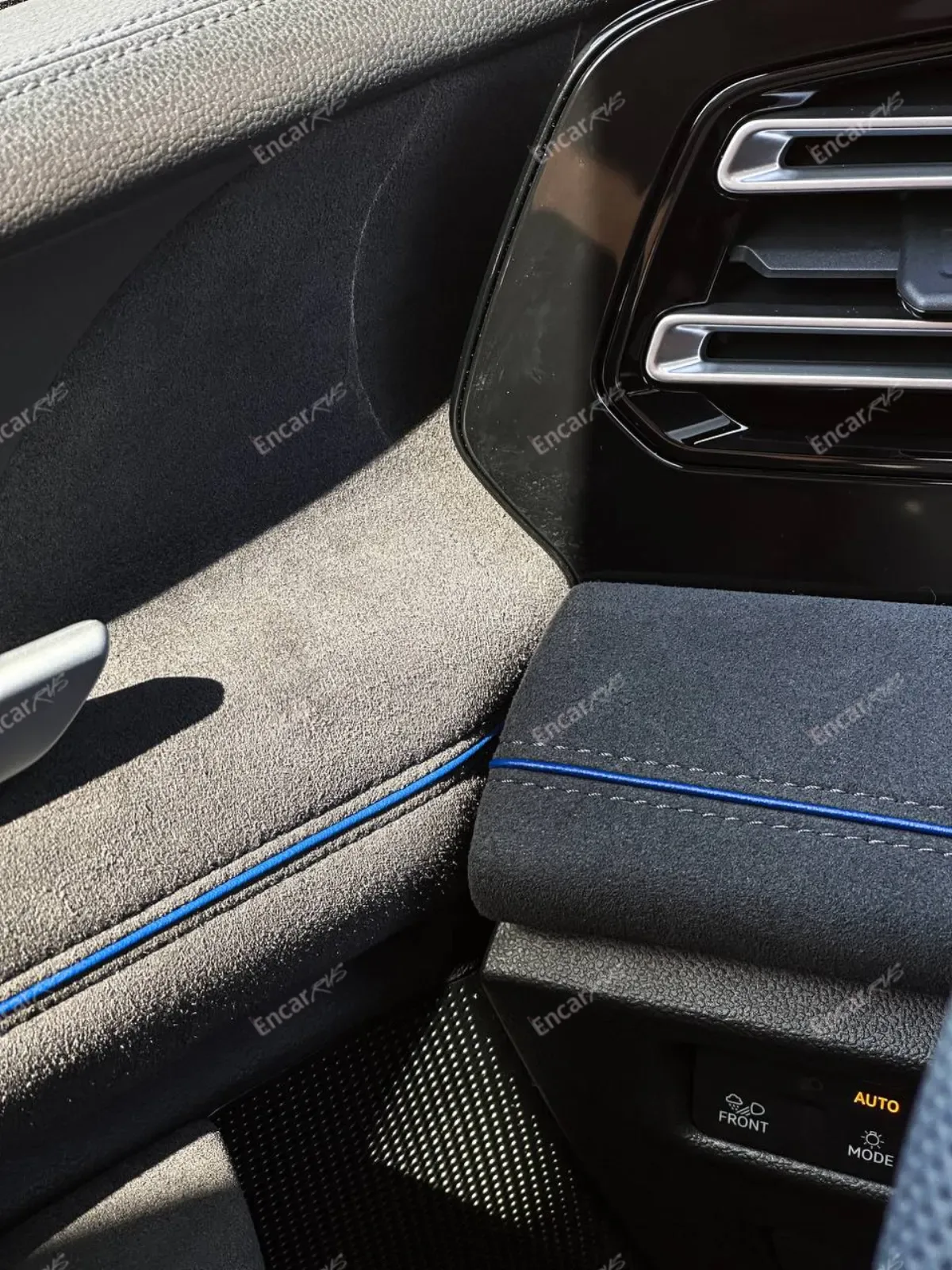 Отделка двери Volkswagen Tiguan L Pro 2026